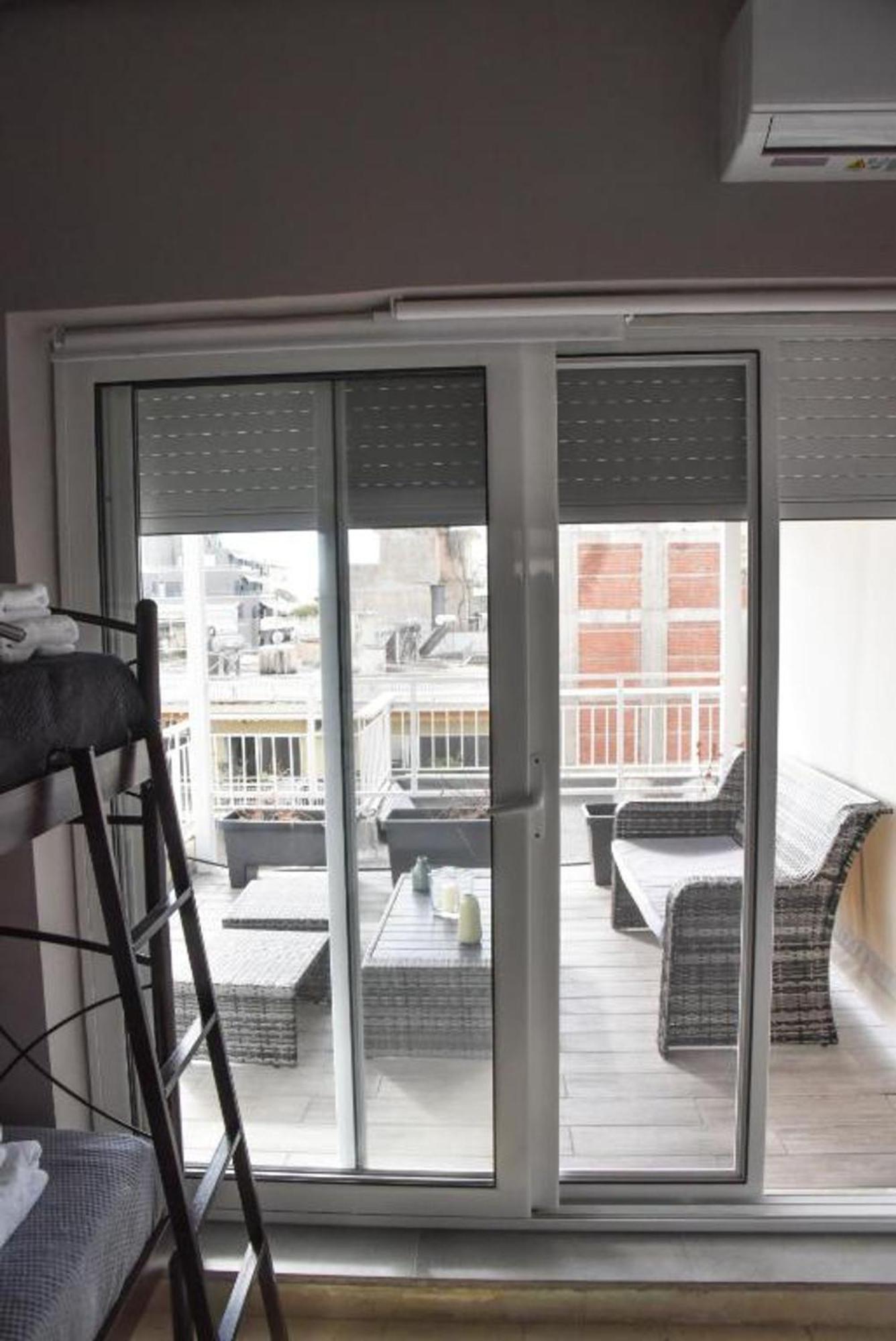 Tiny Rooftop Apartment Атина Екстериор снимка